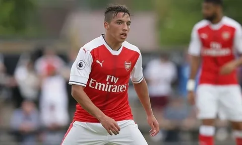 Arsenal xem xét tái hợp người cũ