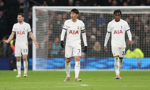 Tottenham Hotspur: Khi “Gà” lại hoàn “Gà”