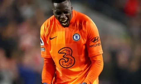 Tuchel: "Hy vọng Mendy không phiền lòng"