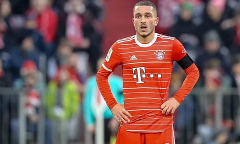 Bayern có quyền ưu tiên để tiếp cận Ibrahimovic