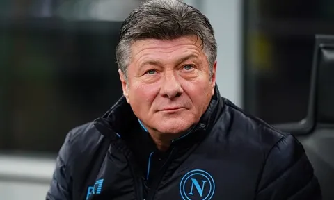 CHÍNH THỨC! Napoli sa thải Walter Mazzarri