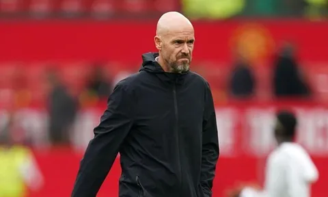 "Hiện tại, Man United đang trong một trạng thái tê liệt"