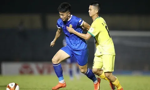 Cựu vương V-League có nguy cơ giải thể; Sao U22 Việt Nam khiến ông Troussier lo sốt vó
