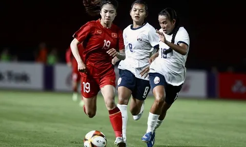 Nữ Việt Nam vào chung kết SEA Games 32; HLV Troussier tự tin giành HCV