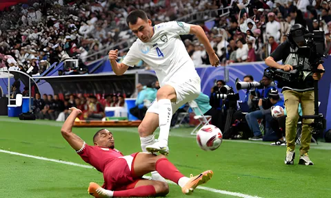 Nhật Bản gục ngã; Qatar vào bán kết Asian Cup 2023