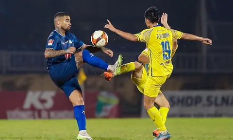 HAGL trả người cho CAHN; 'V-League đang làm hại cầu thủ'