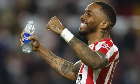 3 lý do Ivan Toney là lựa chọn tốt hơn Karim Benzema cho Chelsea