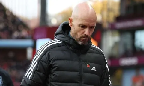 Jaap Stam chỉ ra 2 cầu thủ Man United chơi dưới phong độ