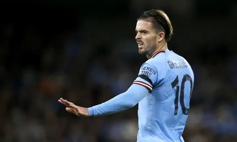 Grealish hóa nạn nhân trong thương vụ Jude Bellingham