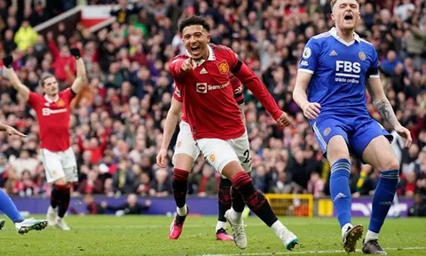 "Jadon Sancho ở vị trí số 10 đã tỏa sáng trong hiệp hai"