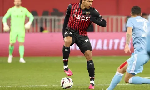 Jean-Clair Todibo gây choáng