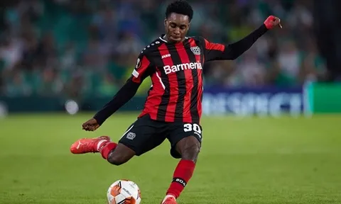 Chelsea tăm tia mục tiêu của Man Utd