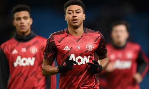SỐC! Phong độ tệ hại, 'cục tạ' Man Utd vẫn muốn làm điều điên rồ