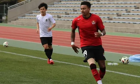 Jesse Lingard ghi bàn trở lại
