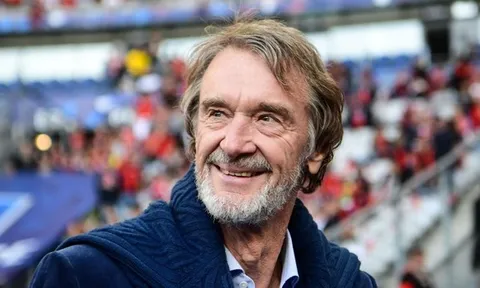 Sir Jim Ratcliffe "cảnh báo" các cầu thủ M.U