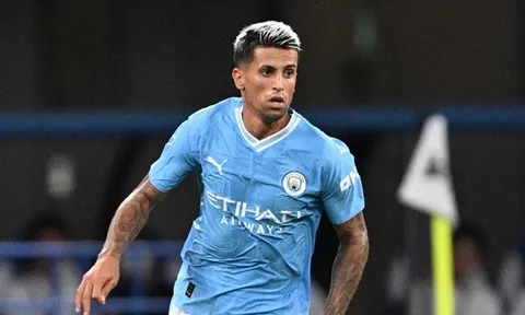 Joao Cancelo sẽ giải quyết “căn bệnh trầm kha” của Barcelona