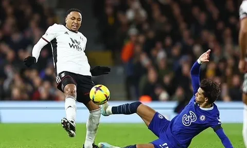 Nhận thẻ đỏ, Felix khiến Chelsea trả giá quá đắt