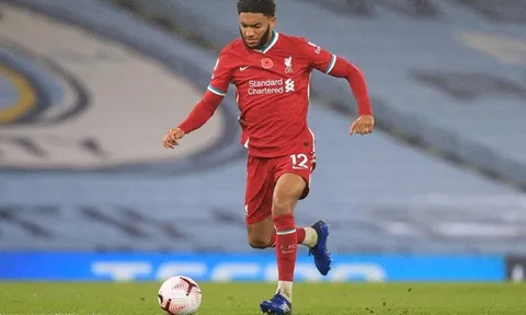 Sao Liverpool được khuyên rời khỏi Anfield