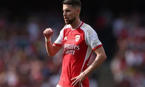 Dù gặp khó, Fenerbahce vẫn theo đuổi Jorginho