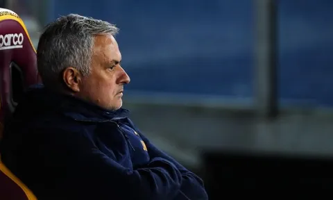 Mourinho gia nhập PSG?