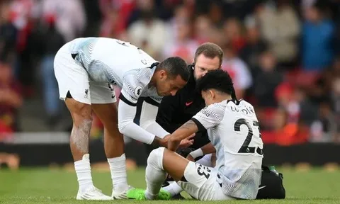 Jurgen Klopp đối mặt 3 bài toán khó sau World Cup