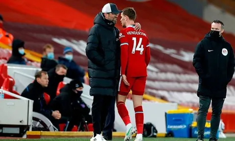 Jurgen Klopp giải thích lý do dùng Bajcetic thay Henderson