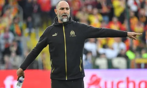 Juventus có phương án thay Allegri