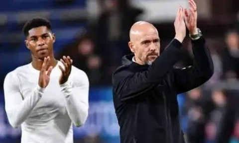 Ten Hag hạ cái tôi với dàn sao M.U
