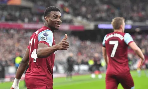 Học trò cũ của Ten Hag đang bùng nổ ở Premier League