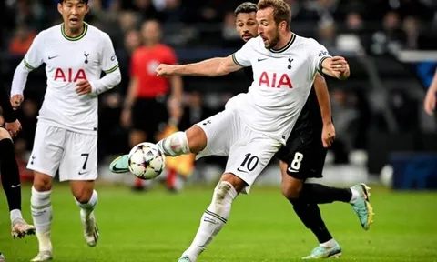 Darren Bent khuyên M.U vung 100 triệu cho thương vụ hoàn hảo