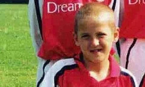 Sếp cũ nêu lý do để Harry Kane rời học viện Arsenal