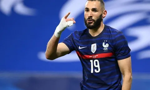 Man Utd gửi đề nghị khủng cho Karim Benzema