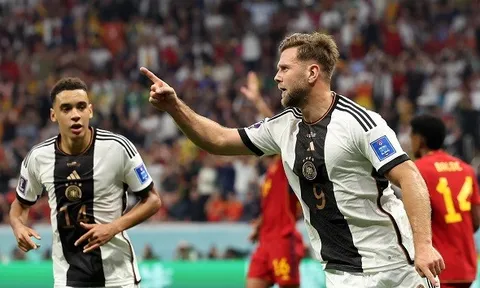 Kép phụ tỏa sáng, Đức có 1 điểm đầu tiên ở World Cup