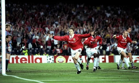 Kết quả bảng A Champions League: Khó cho M.U; Hojlund đụng người nhà