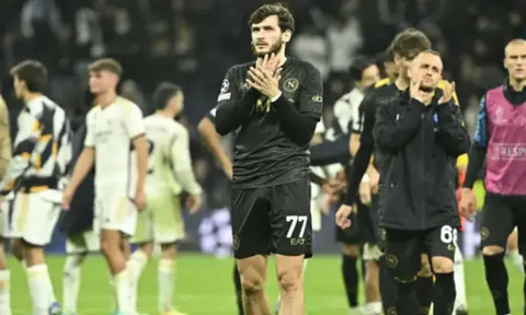"Khvicha luôn mơ ước thi đấu cho Real Madrid"