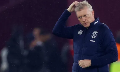 Khoai tây chiên bị cấm và bi kịch của David Moyes ở MU
