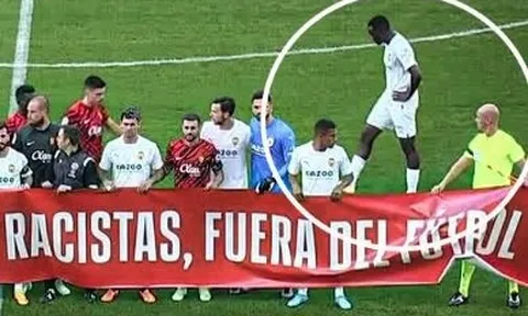 Khoảnh khắc buồn trong scandal phân biệt chủng tộc tại La Liga