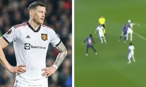 Khoảnh khắc điên rồ xuất hiện trong trận Barca - Man Utd