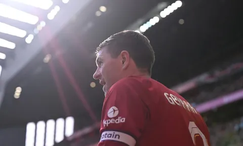 "Không có cơ hội nào cho Steven Gerrard"