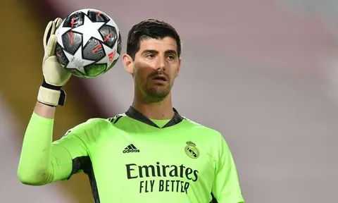 Không được FIFA lẫn UEFA đề cử, Courtois nói rõ lý do