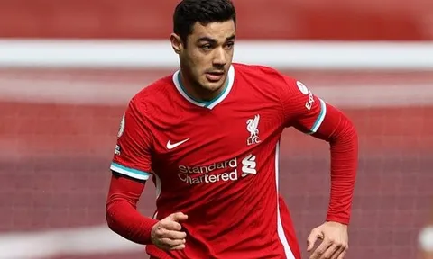 Không được Liverpool mua, trung vệ 21 tuổi nói lời thật lòng về Klopp và Van Dijk