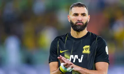 Không được ra đi, Benzema “đình công” tại Saudi Arabia