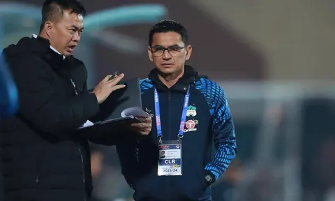 HLV Kiatisuk Senamuang muốn đưa CAHN vô địch V-League mùa này