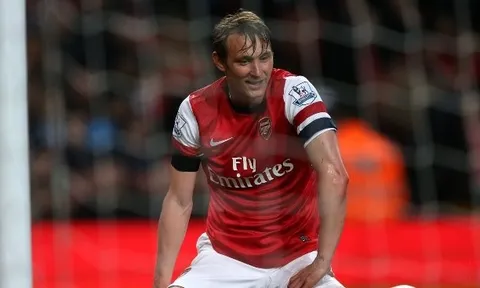 5 vụ chuyển nhượng kỳ lạ ngày hạn chót: Chữ ký bấn loạn của Arsenal