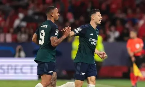 Nhà báo chia sẻ hình ảnh đẹp về CĐV Arsenal