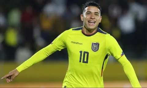 Xác nhận: M.U đầu hàng vụ Maradona 2.0