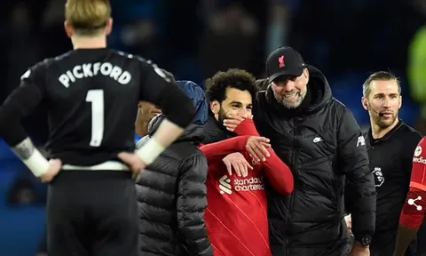 Jurgen Klopp: "Điên rồ, thực sự điên rồ"