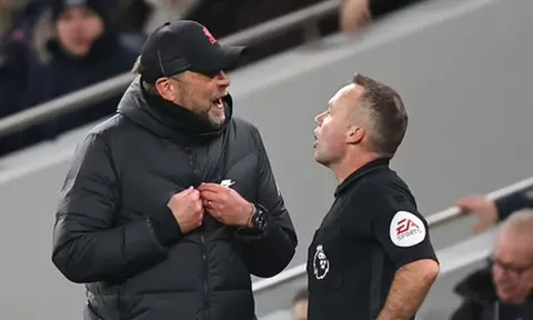 Klopp: "Bạn cần một trọng tài khách quan"