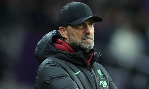 Trụ cột Liverpool kịp bình phục cho derby nước Anh