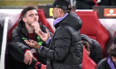 Klopp "cạn lời" vì sự khó tin của Nunez